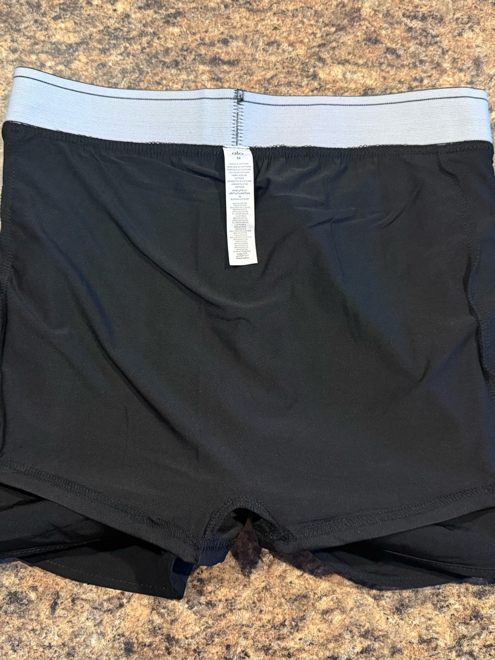 ALO Yoga Black Athletic Skort with Logo Waistband - Picture 4 of 8